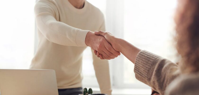 Choosing a Fideicomiso Bank in Mexico: Comparing Trustees for Your Baja Property